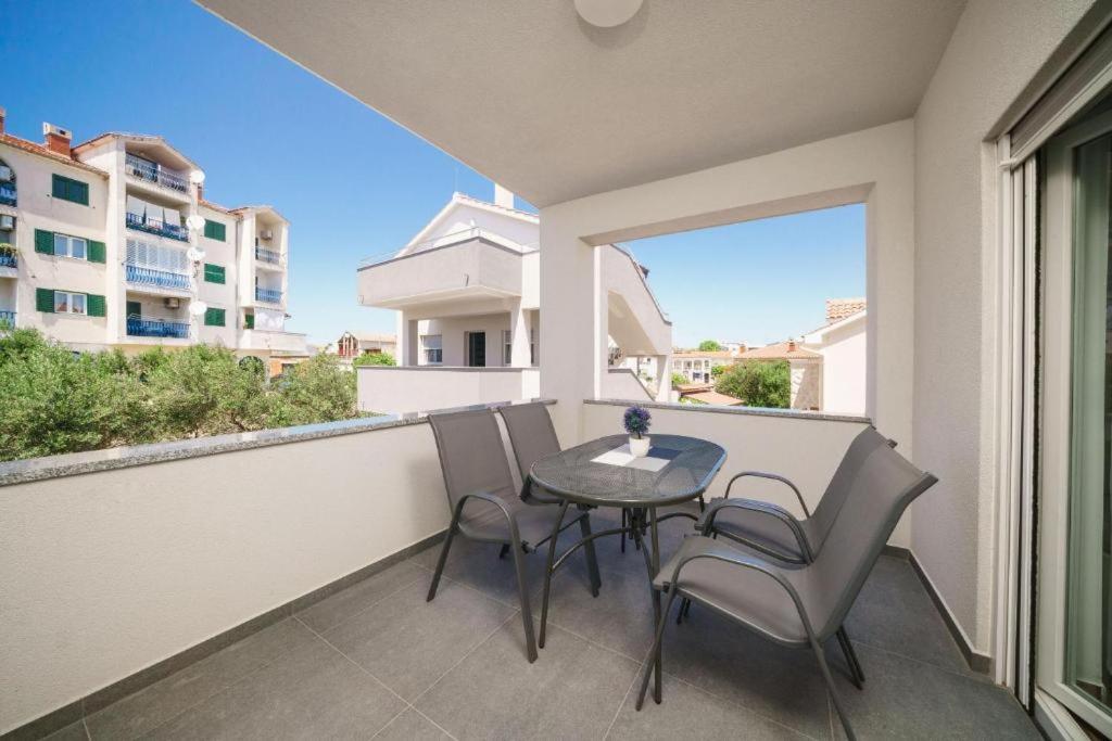 Apartment Stefanio Vodice Dış mekan fotoğraf