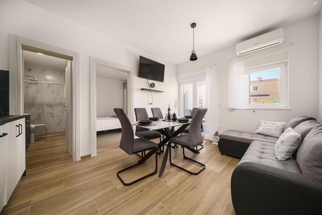 Apartment Stefanio Vodice Dış mekan fotoğraf